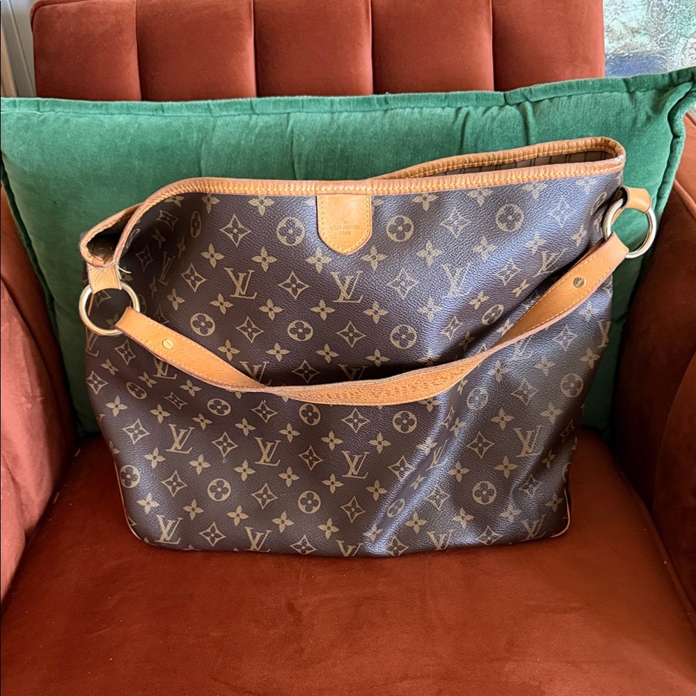 SOLD SOLD